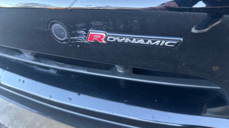 Land Rover Discovery 3.0 D250 R-Dynamic SE 5dr Auto Diesel Station Wagon